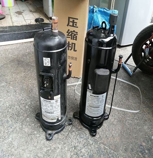 梁子湖中央空调压缩机的更换维修